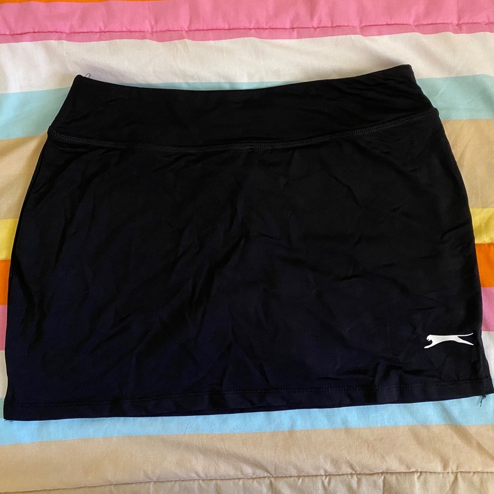 Slazenger tennis skort in black